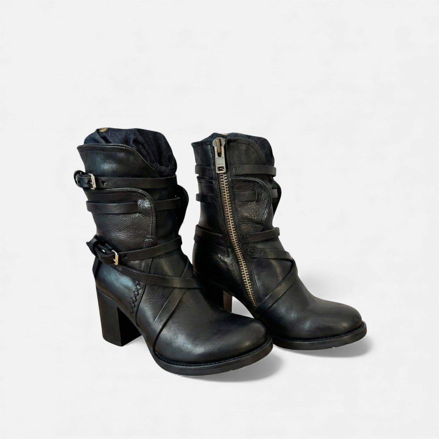 Plain Dept | Women’s Leather High-Knee Boots – Winter Heritage Elegance