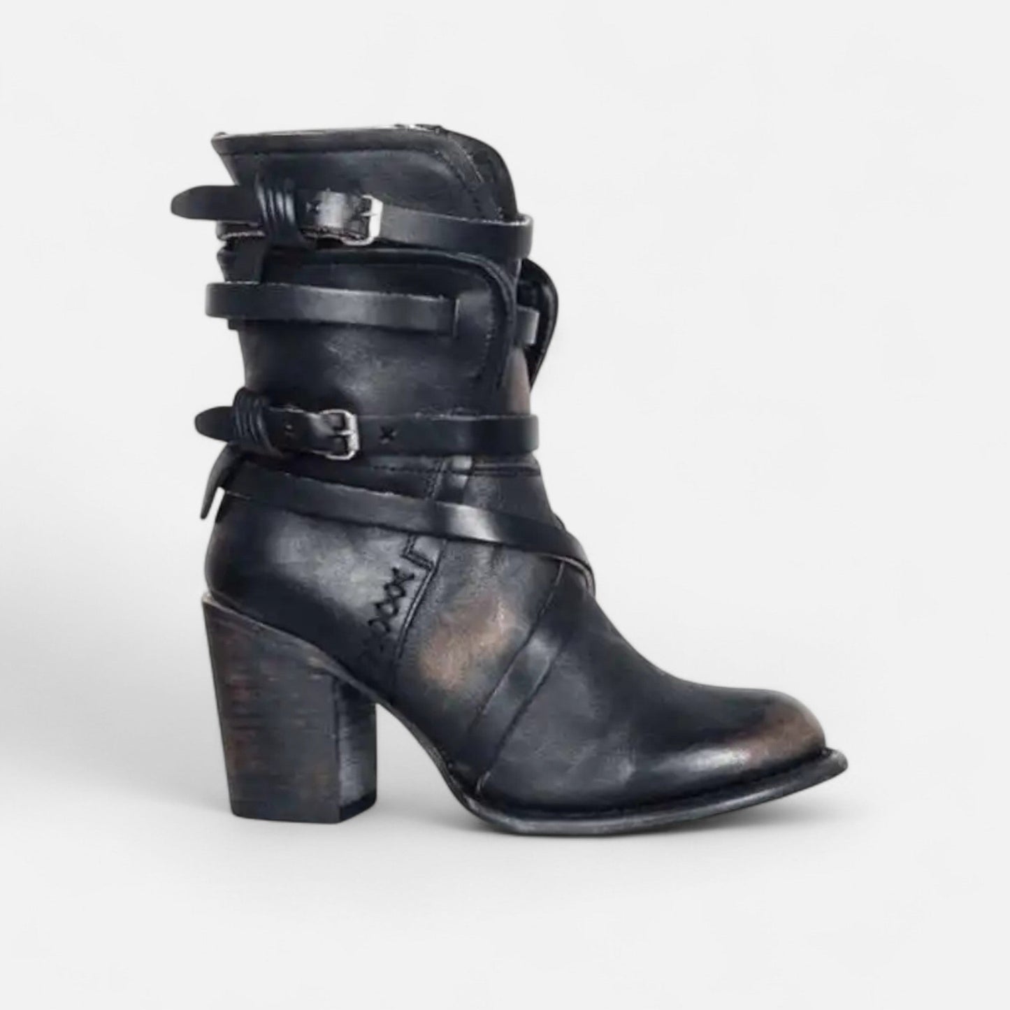 Plain Dept | Women’s Leather High-Knee Boots – Winter Heritage Elegance
