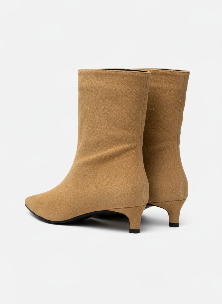 Women’s Pointed-Toe Ankle Boots – Vintage Elegance