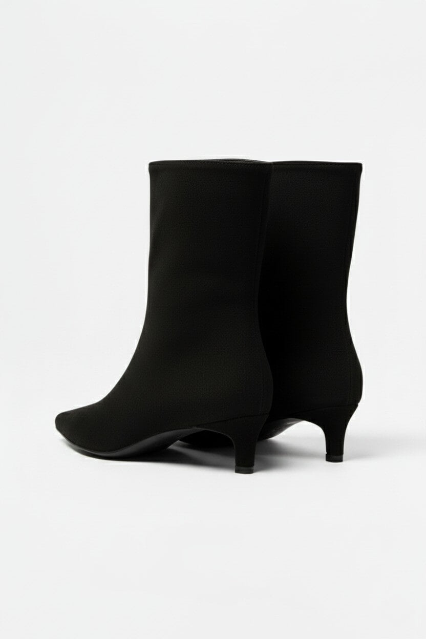 Women’s Pointed-Toe Ankle Boots – Vintage Elegance