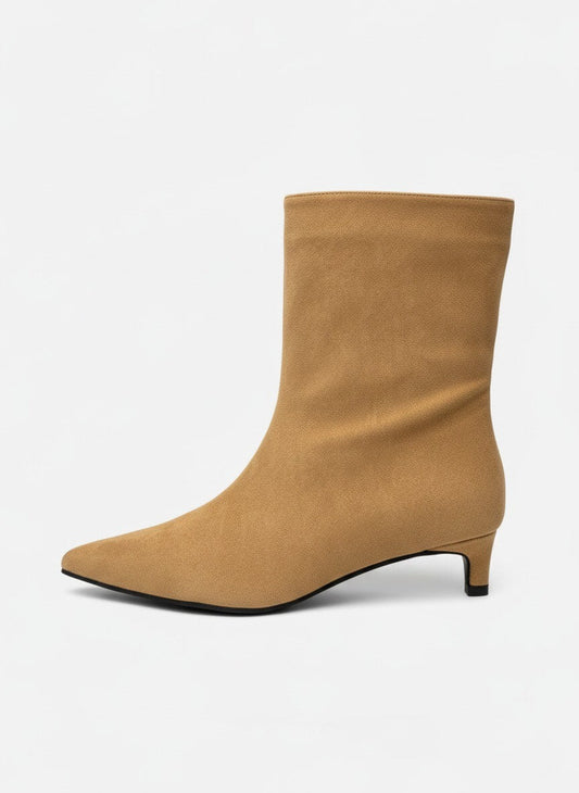 Women’s Pointed-Toe Ankle Boots – Vintage Elegance