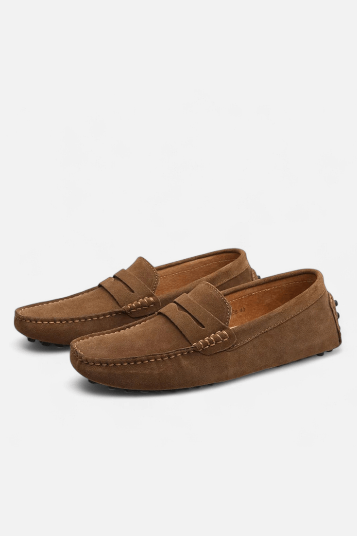 Suede Loafers – Timeless Elegance, Everyday Comfort