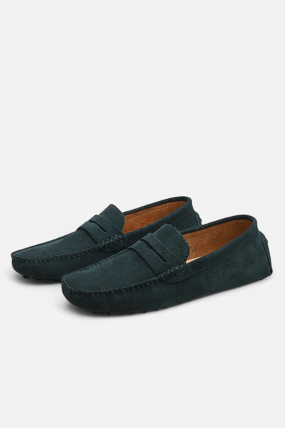 Suede Loafers – Timeless Elegance, Everyday Comfort